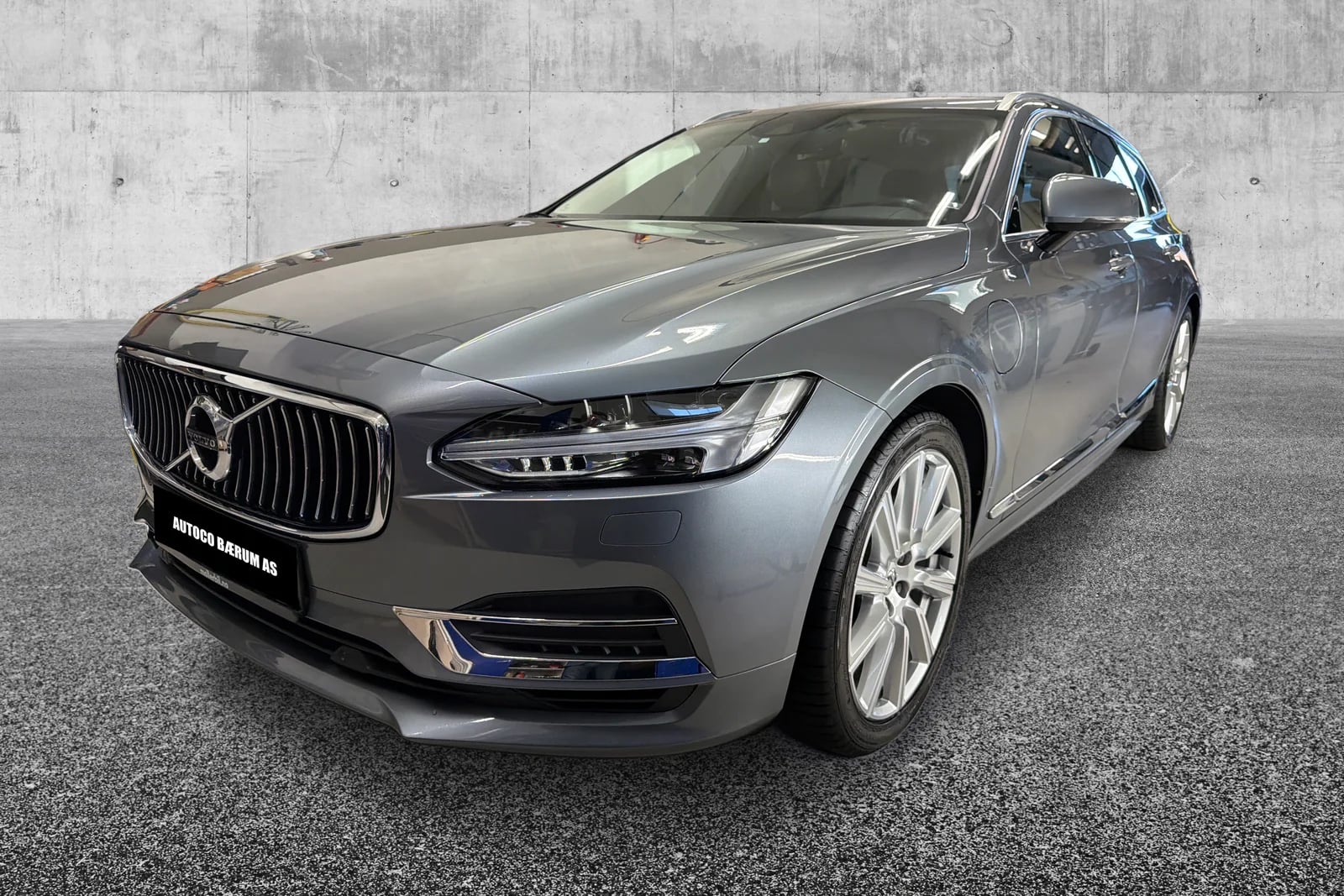Volvo V90